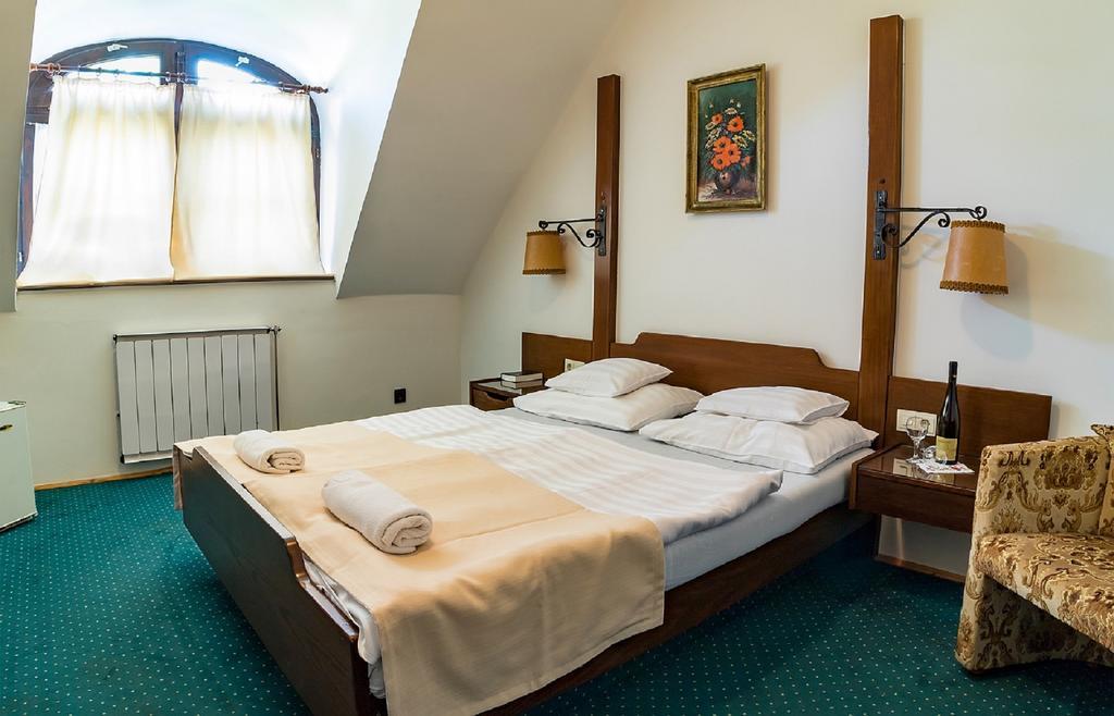 Gasthof Laci Betyár Hajdúszoboszló Esterno foto