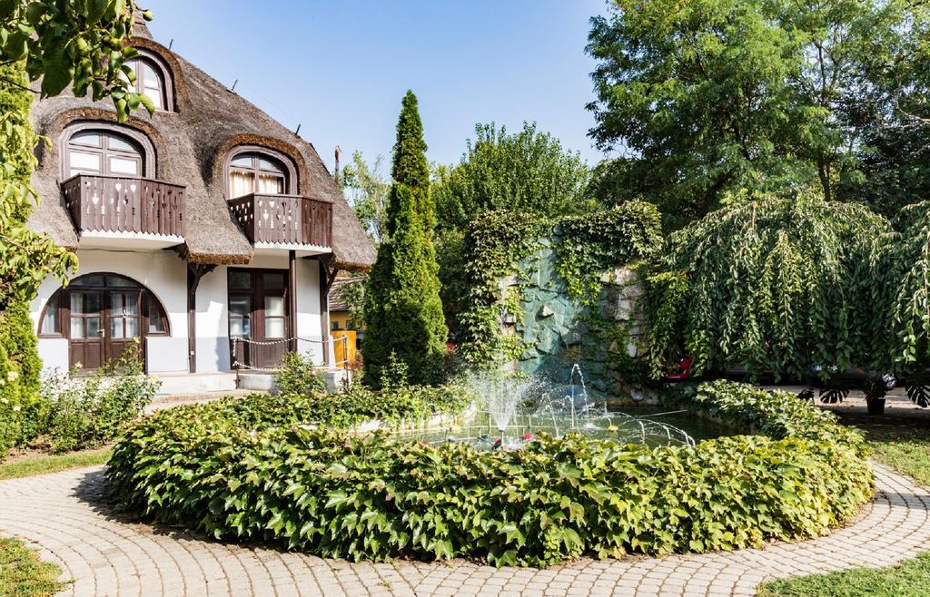 Gasthof Laci Betyár Hajdúszoboszló Esterno foto